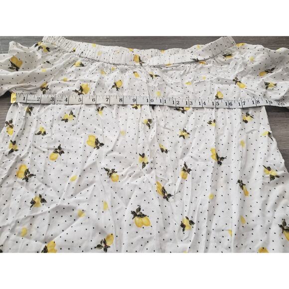 Truly 4 You Lemon Print Cold Shoulder High Low Long Sleeved Shirt | Size Medium - Picture 5 of 7